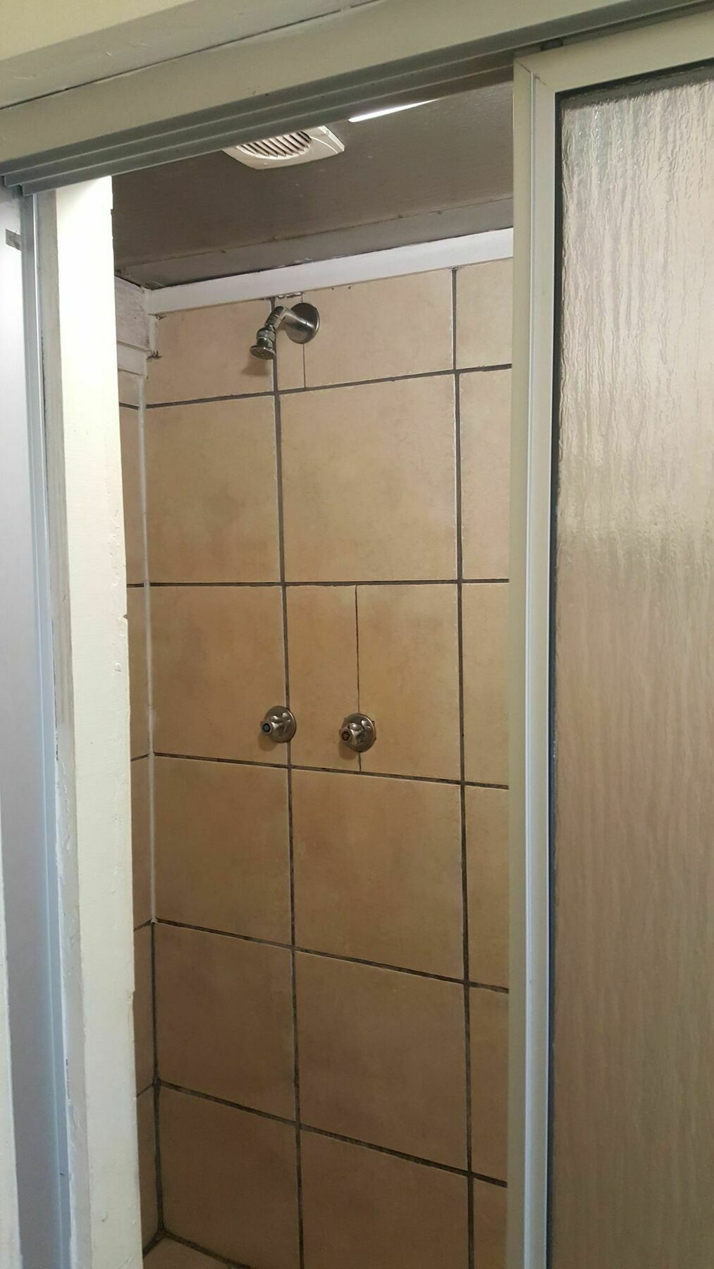 Lakeside Knysna Accomodation מראה חיצוני תמונה